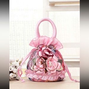 Floral vintage style purse